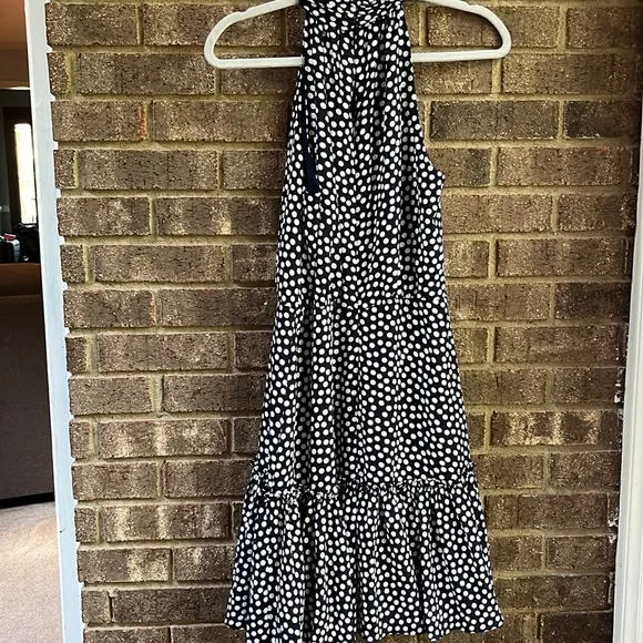 Betsey Johnson Halter Dress with Ruffled Hem Navy with White Polka Dots Size 4 - Picture 6 of 12